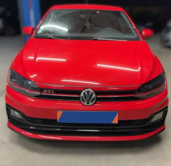 Volkswagen Polo 2019 - 21750 EUR, 150000 km - AUTO.MOTO.pt - 150000km - foto 5 de 12