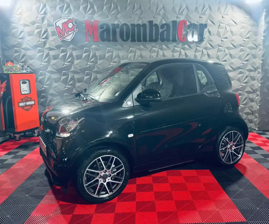 Smart ForTwo Coupé 2021 - 12990 EUR, 18100 km - AUTO.MOTO.pt - 18100km - foto 1 de 27