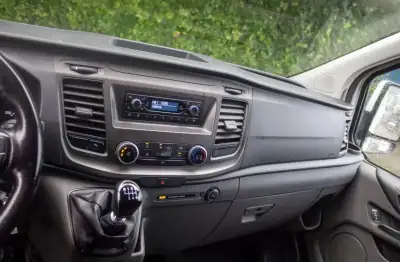 Ford Transit L2H2 Trend 2019 - 16900 EUR, 211600 km - AUTO.MOTO.pt - 211600km - foto 16 de 16