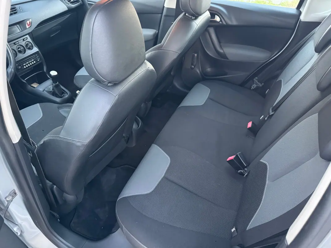 Citroën C3 2013 - 5500 EUR, 177000 km - 177000km - foto 5 de 7