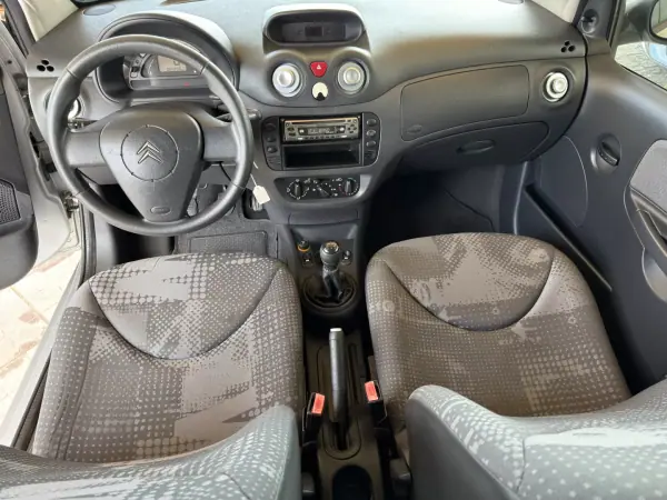 Citroën C2 2005 - 4450 EUR, 64259 km - AUTO.MOTO.pt - 64259km - foto 18 de 26
