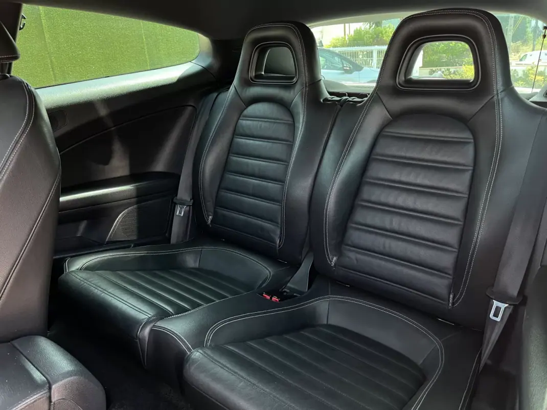 Volkswagen Scirocco 2010 - 13900 EUR, 255000 km - AUTO.MOTO.pt - 255000km - foto 14 de 16