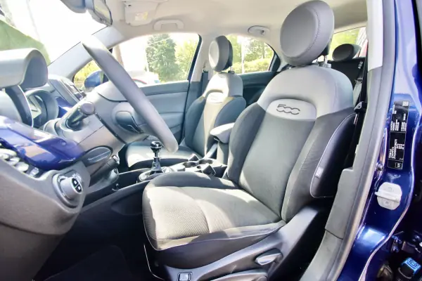 Fiat 500X 2016 - 11950 EUR, 140000 km - AUTO.MOTO.pt - 140000km - foto 12 de 33