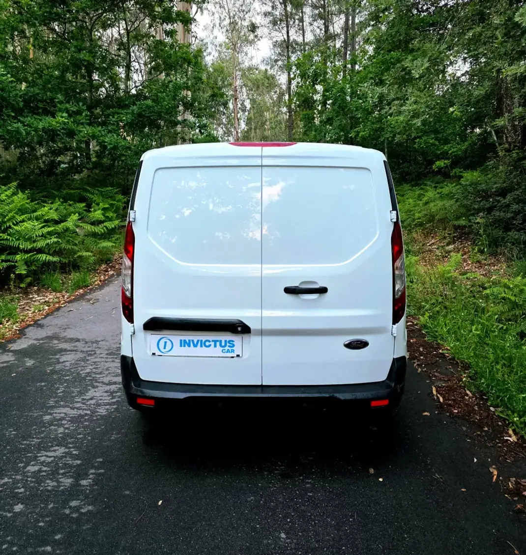 Ford Transit Connect 2019 - 11990 EUR, 144000 km - AUTO.MOTO.pt - 144000km - foto 5 de 27