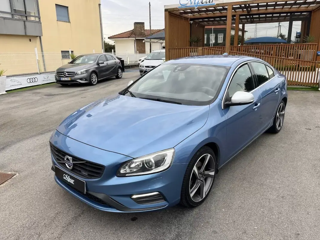Volvo S60 2015 - 11950 EUR, 225000 km - AUTO.MOTO.pt - 225000km - foto 42 de 53
