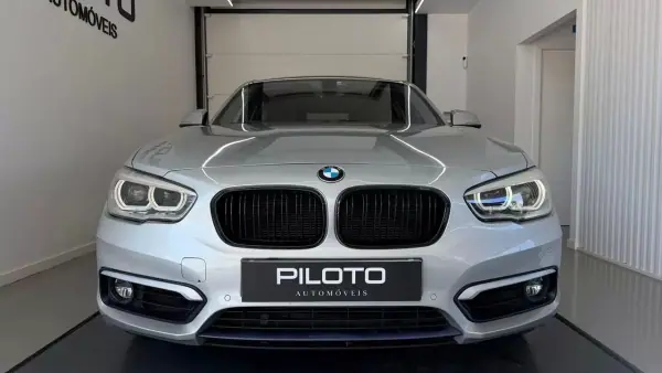 BMW 118 2016 - 16990 EUR, 140660 km - AUTO.MOTO.pt - 140660km - foto 4 de 32