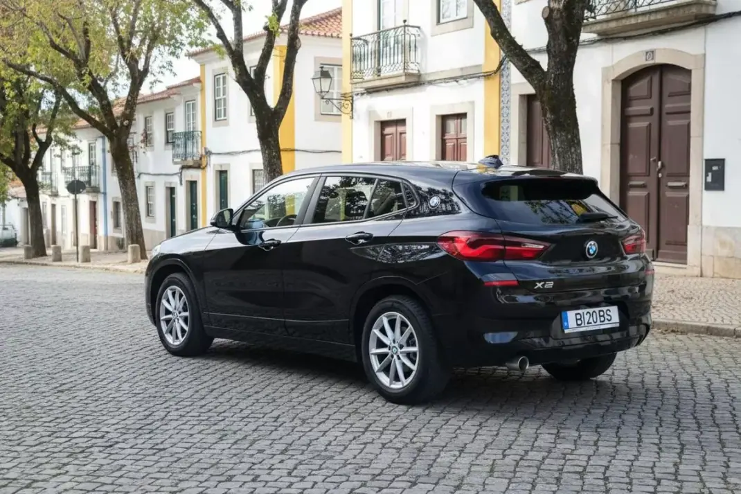 BMW X2 2020 - 22450 EUR, 138000 km - AUTO.MOTO.pt - 138000km - foto 5 de 18