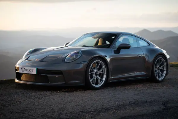 Porsche 992 2022 - 195000 EUR, 20350 km - AUTO.MOTO.pt - 20350km - foto 6 de 28