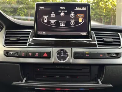 Audi A8 2016 - 39000 EUR, 170000 km - AUTO.MOTO.pt - 170000km - foto 40 de 53