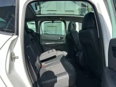 Peugeot 3008 2014 - 8900 EUR, 220000 km - AUTO.MOTO.pt - 220000km - foto 55 de 62