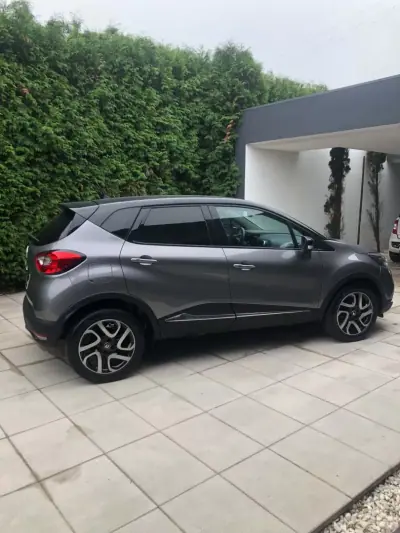 Renault Captur 2017 - 10900 EUR, 116000 km - 116000km - foto 8 de 32