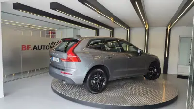 Volvo XC 60 2018 - 23500 EUR, 242396 km - AUTO.MOTO.pt - 242396km - foto 7 de 55