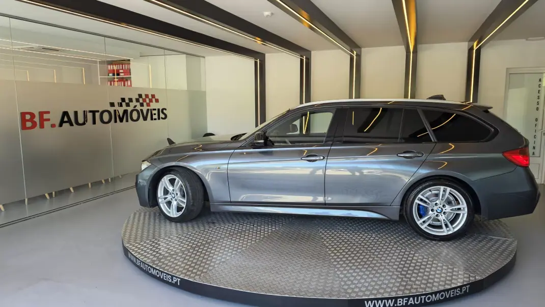 BMW 318 2013 - 18900 EUR, 160296 km - AUTO.MOTO.pt - 160296km - foto 15 de 59