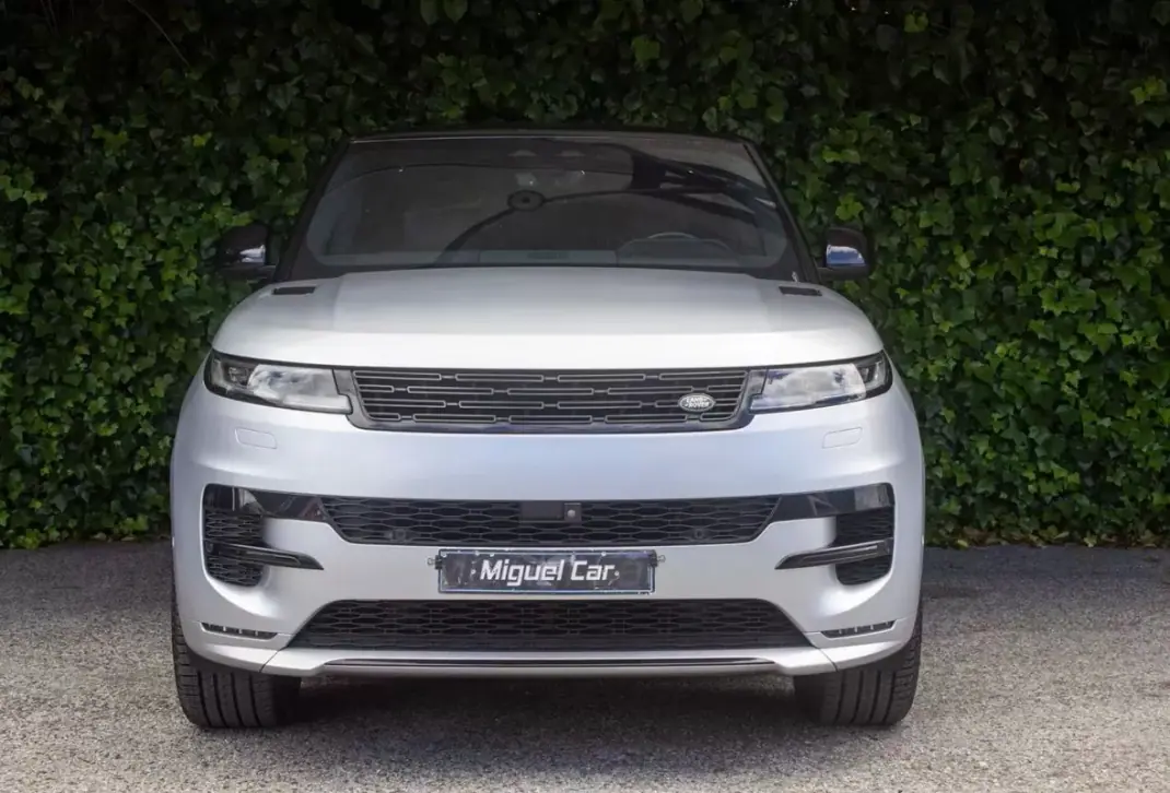 Land Rover Range Rover Sport 2023 - 87500 EUR, 131000 km - AUTO.MOTO.pt - 131000km - foto 2 de 22