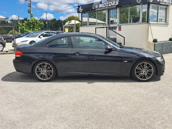 BMW 320 2008 - 13750 EUR, 258755 km - AUTO.MOTO.pt - 258755km - foto 6 de 35