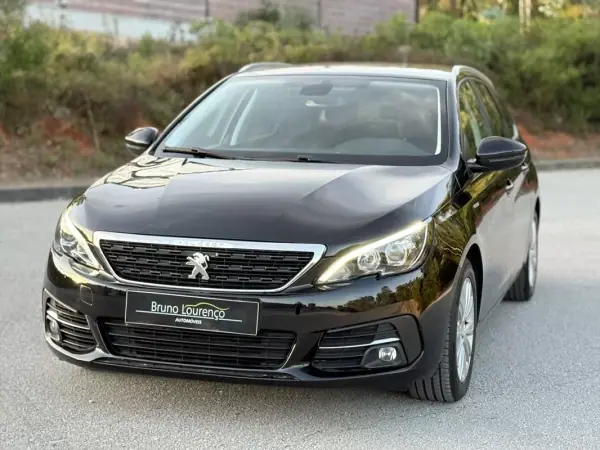 Peugeot 308 SW 2020 - 12900 EUR, 135154 km - AUTO.MOTO.pt - 135154km - foto 2 de 44