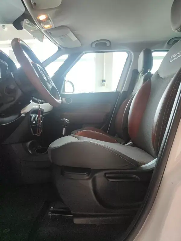 Fiat 500L 2013 - 7990 EUR, 194500 km - AUTO.MOTO.pt - 194500km - foto 24 de 33