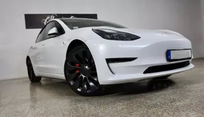 Tesla Model 3 2022 — foto 2 de 23