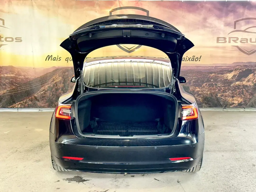 Tesla Model 3 2022 - 35900 EUR, 65444 km - AUTO.MOTO.pt - 65444km - foto 8 de 29
