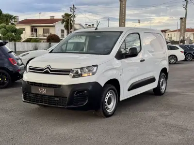 Citroën 2021 - 16500 EUR, 52000 km - AUTO.MOTO.pt - 52000km - foto 9 de 21
