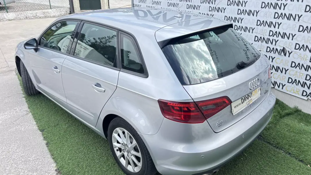 Audi A3 2015 - 13500 EUR, 250000 km - AUTO.MOTO.pt - 250000km - foto 3 de 5