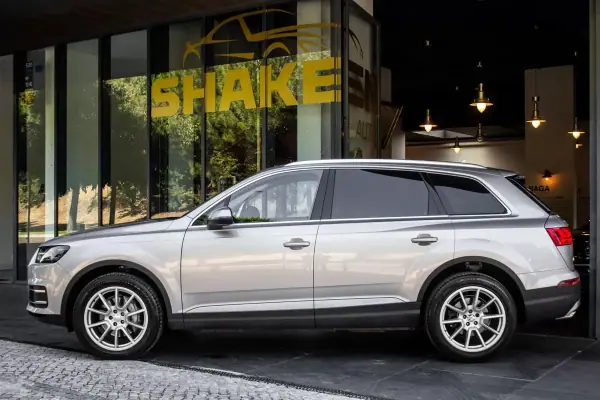 Audi Q7 2016 - 23990 EUR, 238077 km - AUTO.MOTO.pt - 238077km - foto 2 de 40