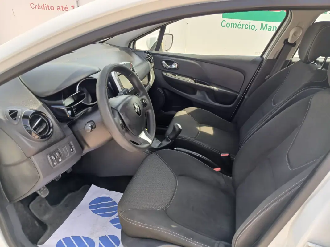 Renault Clio 2015 - 7750 EUR, 171706 km - 171706km - foto 15 de 26