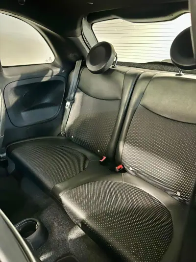 Fiat 500e 2015 - 10750 EUR, 89000 km - AUTO.MOTO.pt - 89000km - foto 5 de 27