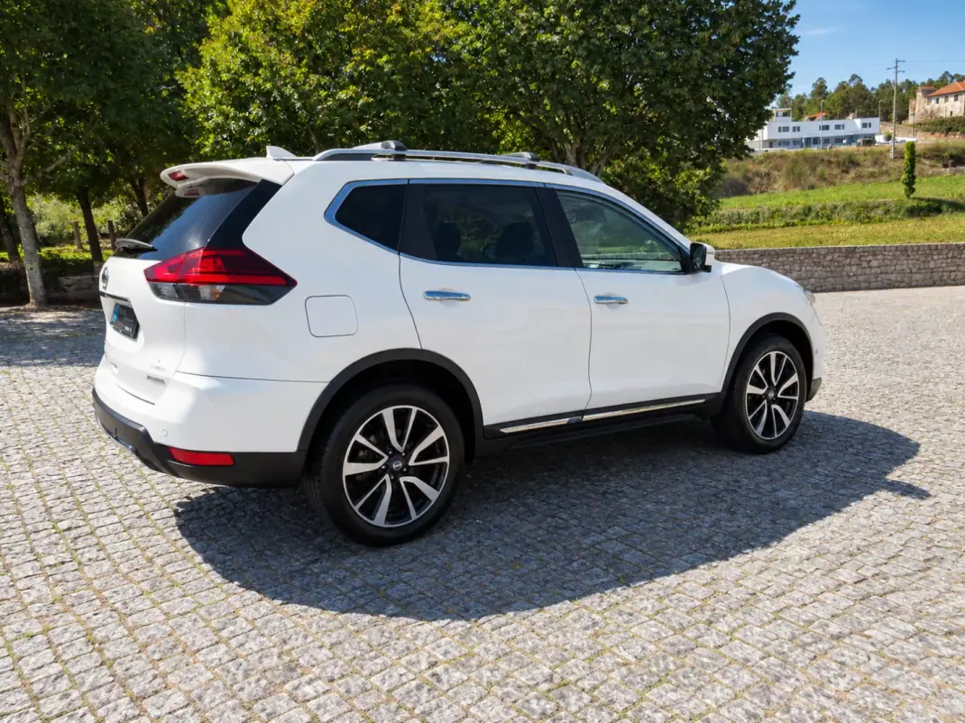 Nissan X-Trail 2017 - 18990 EUR, 179000 km - 179000km - foto 8 de 54