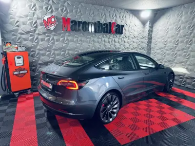 Tesla Model 3 2022 - 32990 EUR, 70718 km - AUTO.MOTO.pt - 70718km - foto 6 de 33