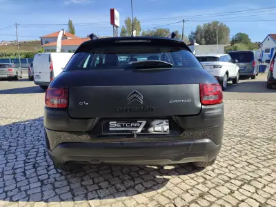Citroën C4 Cactus 2017 — foto 6 de 22