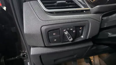 BMW 218 Gran Tourer 2018 — foto 5 de 56