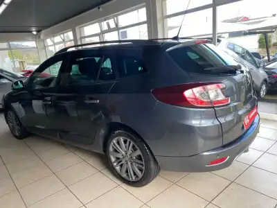 Renault Mégane Sport Tourer 2010 - 4990 EUR, 340390 km - AUTO.MOTO.pt - 340390km - foto 34 de 44