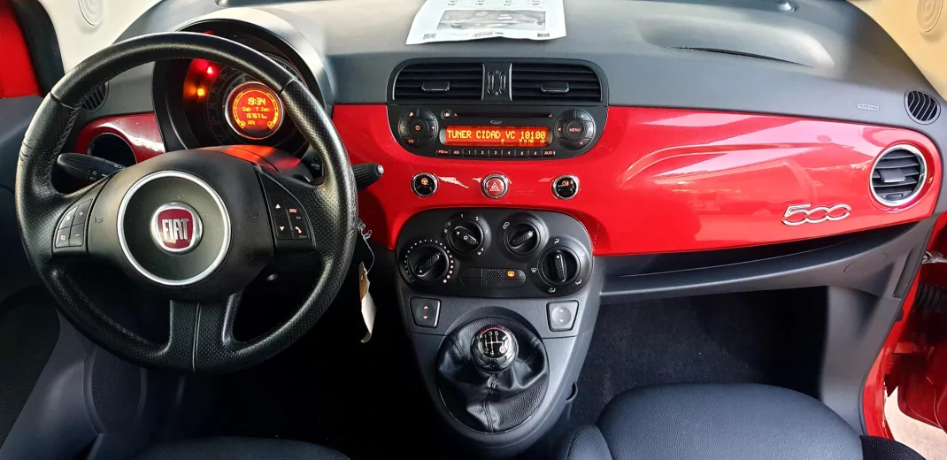 Fiat 500 2008 - 6490 EUR, 157414 km - AUTO.MOTO.pt - 157414km - foto 10 de 27