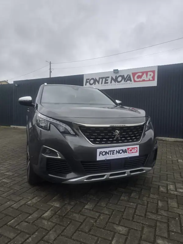 Peugeot 3008 2018 - 19950 EUR, 162300 km - AUTO.MOTO.pt - 162300km - foto 5 de 29