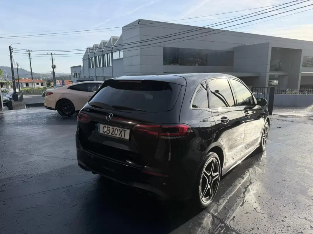Mercedes-Benz B 250 2020 - 24900 EUR, 59000 km - AUTO.MOTO.pt - 59000km - foto 3 de 14