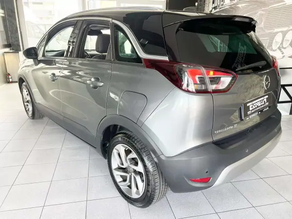 Opel Crossland X 2018 — foto 3 de 22