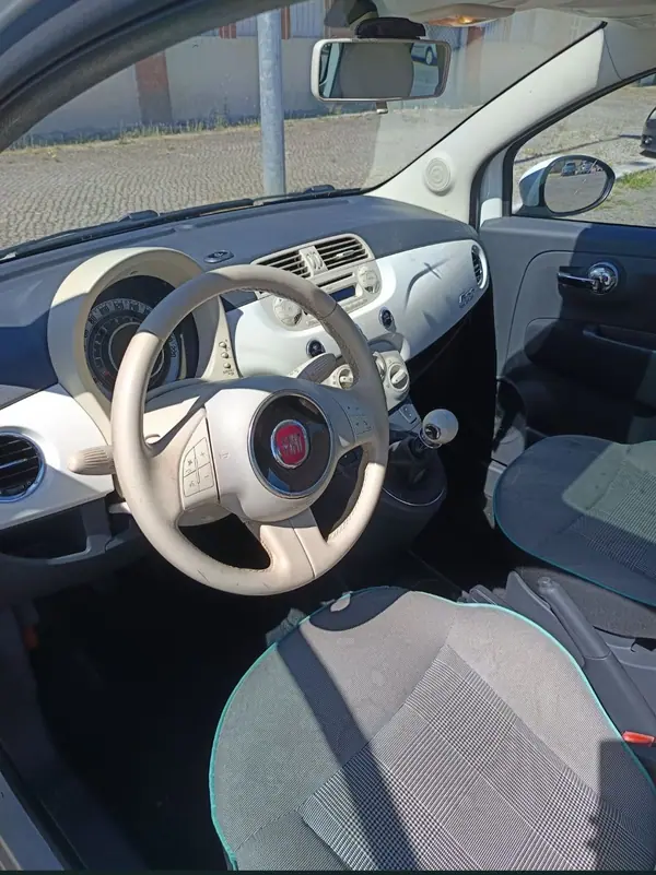 Fiat 500 1.2 lounge 2014 Petrol — 136 000 km · Lisbon Fiat 500 1.2 lounge 2014 Petrol