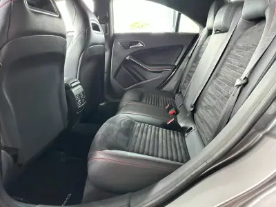 Mercedes-Benz CLA 200 2016 - 21900 EUR, 163435 km - AUTO.MOTO.pt - 163435km - foto 29 de 32