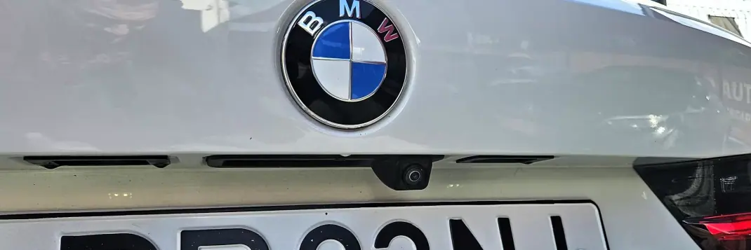 BMW 318 2020 - 28999 EUR, 100000 km - AUTO.MOTO.pt - 100000km - foto 33 de 35