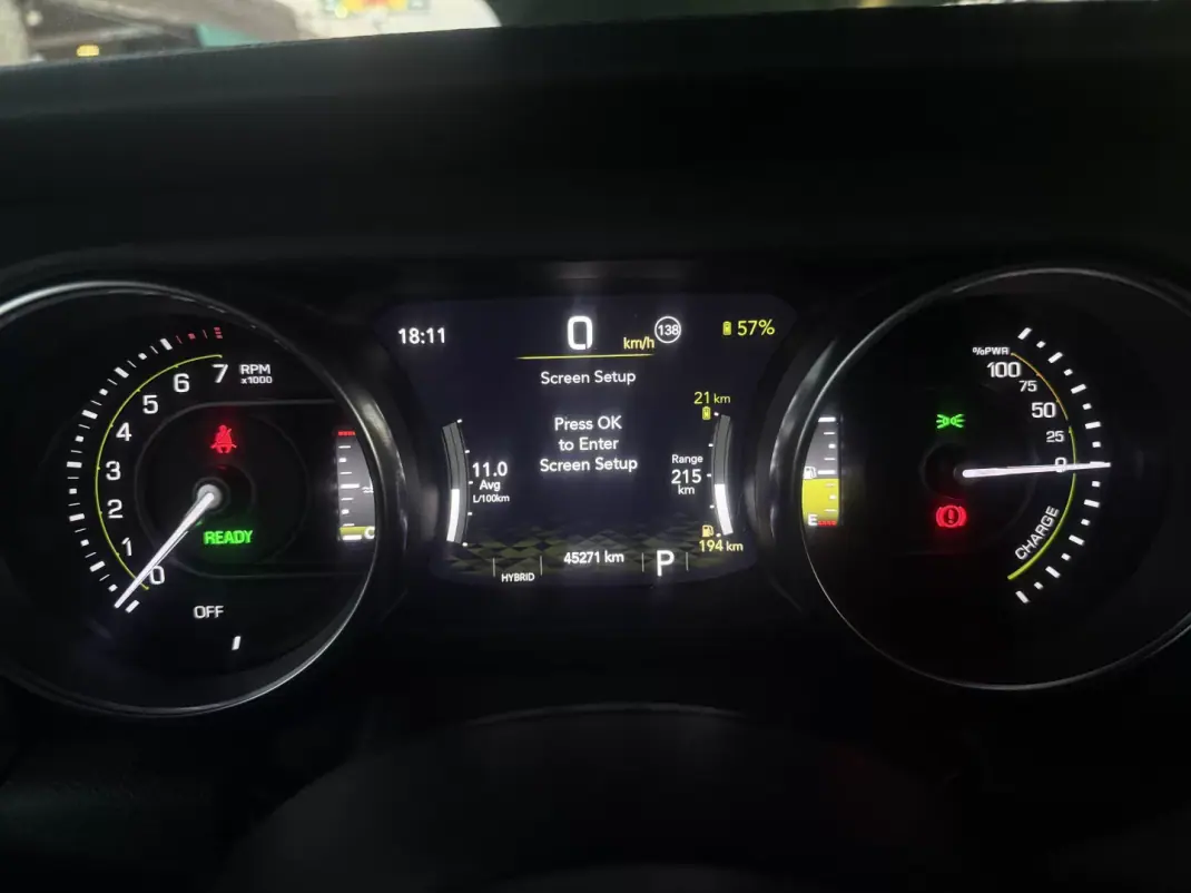 Jeep Wrangler Unlimited 2023 - 78900 EUR, 45271 km - AUTO.MOTO.pt - 45271km - foto 13 de 24