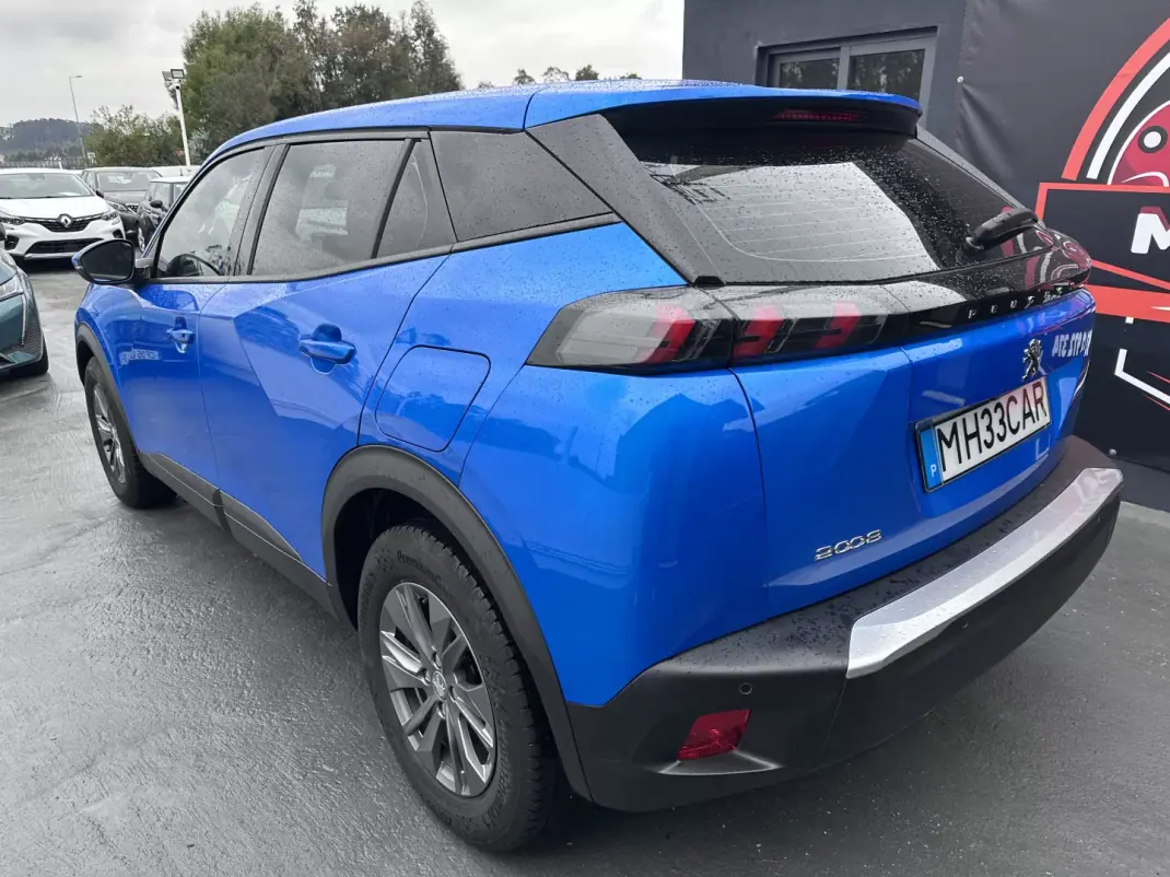 Peugeot 2008 2021 - 14900 EUR, 159000 km - AUTO.MOTO.pt - 159000km - foto 7 de 31