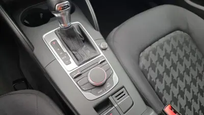 Audi A3 Sportback 2016 - 11900 EUR, 253264 km - AUTO.MOTO.pt - 253264km - foto 40 de 55