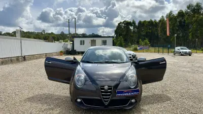 Alfa Romeo MiTo 2015 - 11600 EUR, 146000 km - AUTO.MOTO.pt - 146000km - foto 7 de 40