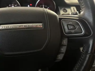Land Rover Range Rover Evoque 2017 - 16950 EUR, 149900 km - AUTO.MOTO.pt - 149900km - foto 18 de 31