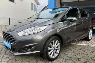 Ford Fiesta 2016 - 9950 EUR, 92000 km - AUTO.MOTO.pt - 92000km - foto 5 de 26