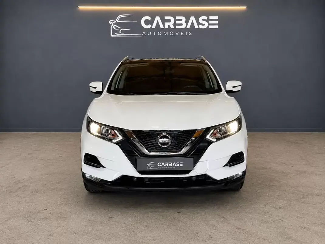 Nissan Qashqai 2018 - 16890 EUR, 94255 km - AUTO.MOTO.pt - 94255km - foto 2 de 19