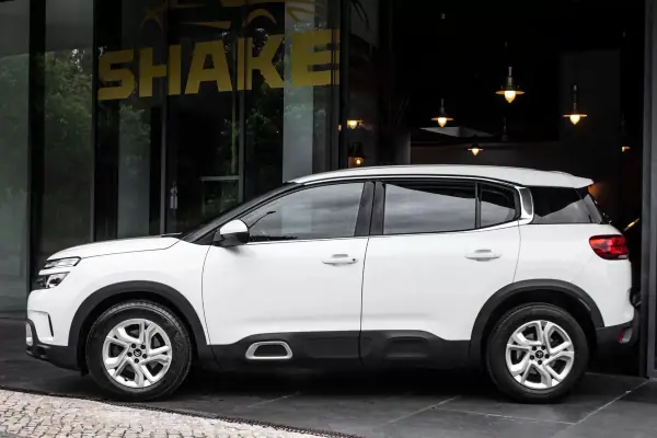 Citroën C5 Aircross 2019 - 10900 EUR, 262996 km - AUTO.MOTO.pt - 262996km - foto 2 de 41