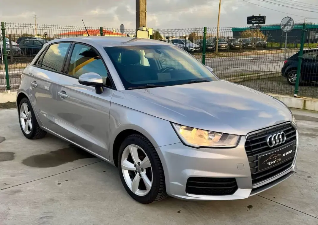 Audi A1 Sportback 2015 - 13490 EUR, 189500 km - AUTO.MOTO.pt - 189500km - foto 3 de 30
