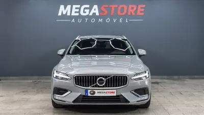 Volvo V60 2023 - 30900 EUR, 128000 km - AUTO.MOTO.pt - 128000km - foto 2 de 30